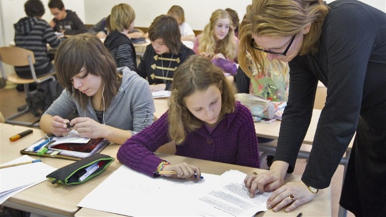 المدارس الثانوية في هولندا تريد اختبارات أقل واعتماد اكثر على جهود الطلاب في الصفوف