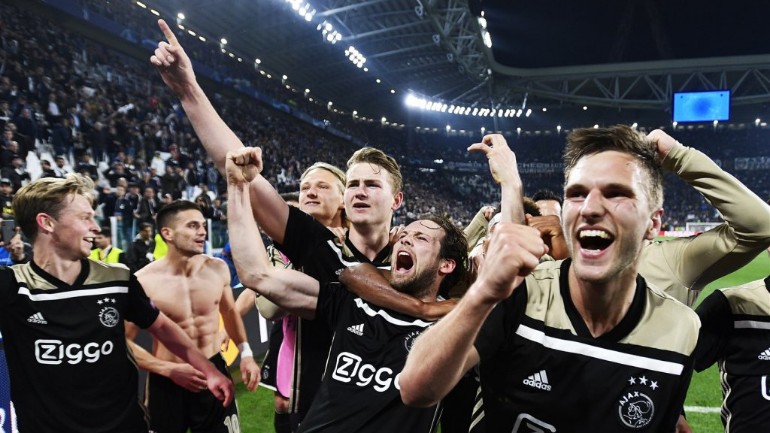 فوز هائل لنادي أياكس أمستردام على نادي يوفنتوس وتأهله لدور نصف نهائي أبطال أوروبا