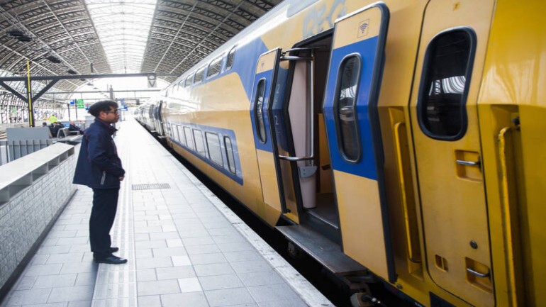 ستحصل القطارات الهولندية على ساعات ذكية للإنطلاق بدقة متناهية: كل ثانية لها أهميتها