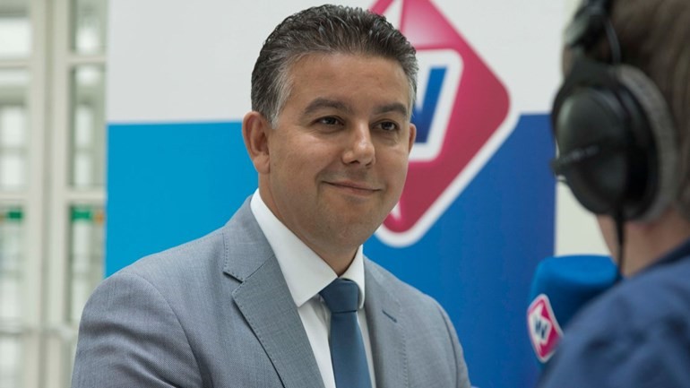 بلدية دانهاخ تعقد اتفاقيات مع شركات البناء والطاقة لتأمين مئات الوظائف لمتلقي المساعدة الإجتماعية