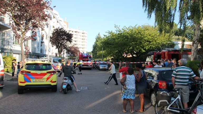 مقتل امرأة طعنا بسكين في منزلها بحي لومبارداين في روتردام و الشرطة تلقي القبض على مشتبه به
