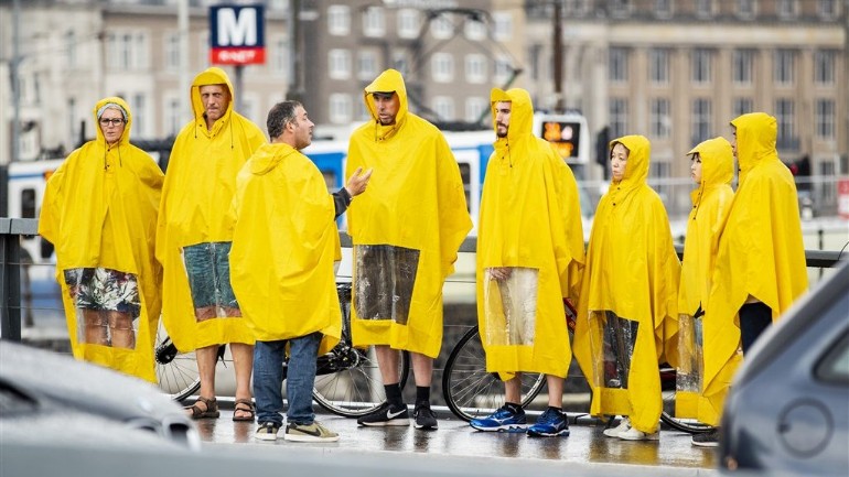 قبل موجة الحر - الكود التحذيري الأصفر لكامل هولندا بسبب الأمطار والعواصف الرعدية