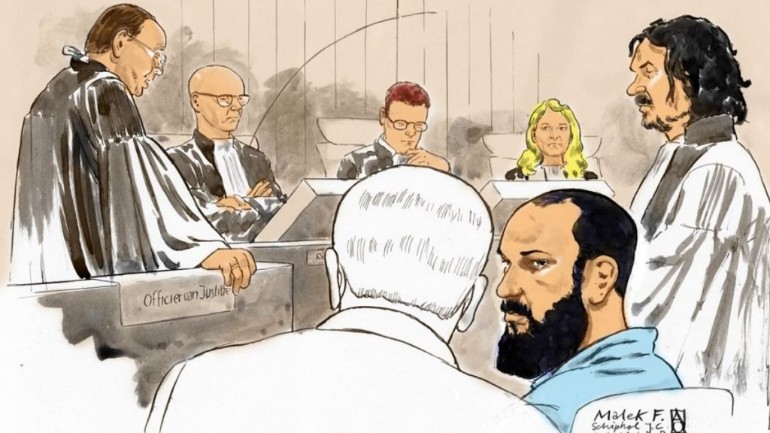 محكمة دانهاخ تقضي ببراءة مالك من محاولة قتل ثلاثة أشخاص طعنا عن قصد لأسباب ارهابية وتلزمه بالعلاج النفسي فقط