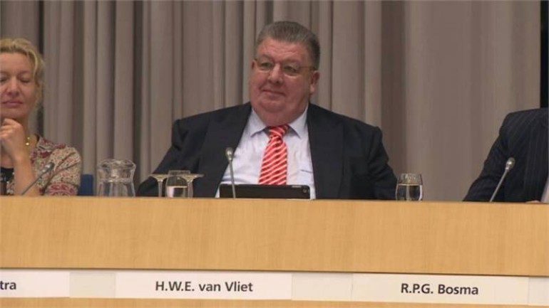 طرد أمين صندوق في الحزب الحكومي الهولندي VVD بعد اكتشاف سرقته لأموال الحزب