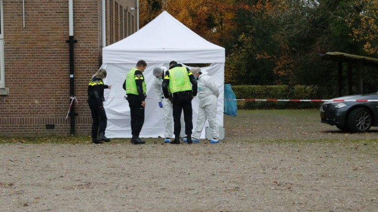 العثور على جثة رجل في آيندهوفن يرجح أنه ضحية جريمة قتل