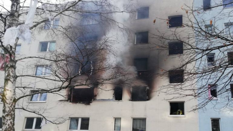 وفاة شخص واصابة 15 أخرين بجروح في انفجار بمبنى سكني في ألمانيا