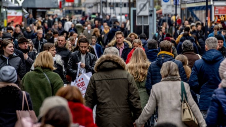 عدد سكان هولندا ينمو إلى أكثر من 17.4 مليون نسمة وترجع هذه الزيادة إلى الهجرة