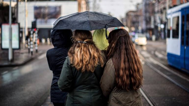 بلدية أمستردام تطلق حملة "أنتِ لستِ لوحدك" ضد التحرش الجنسي و تعنيف المرأة