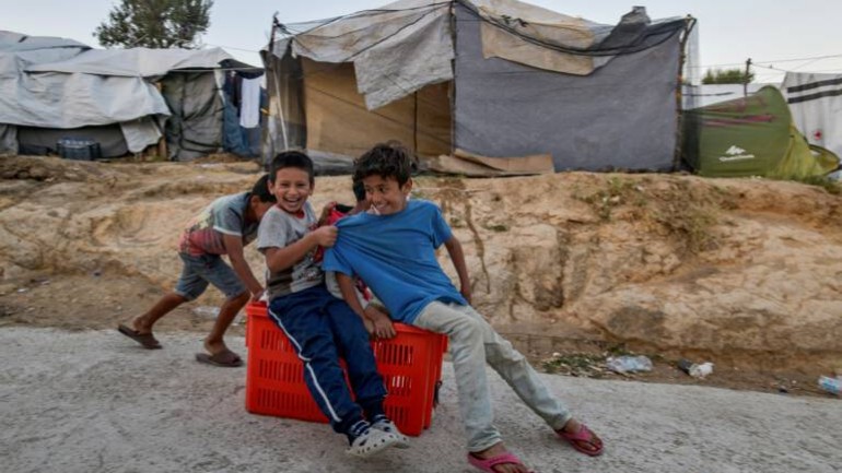 منظمات هولندية تطالب الحكومة باستقبال 500 طفل لاجيء من اليونان و بعض البلديات تستجيب