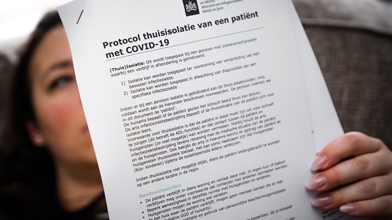 المعهد الصحي يعلن عن 111 اصابة جديدة اليوم بفيروس كورونا: أصبح العدد 614 مصاباً في هولندا