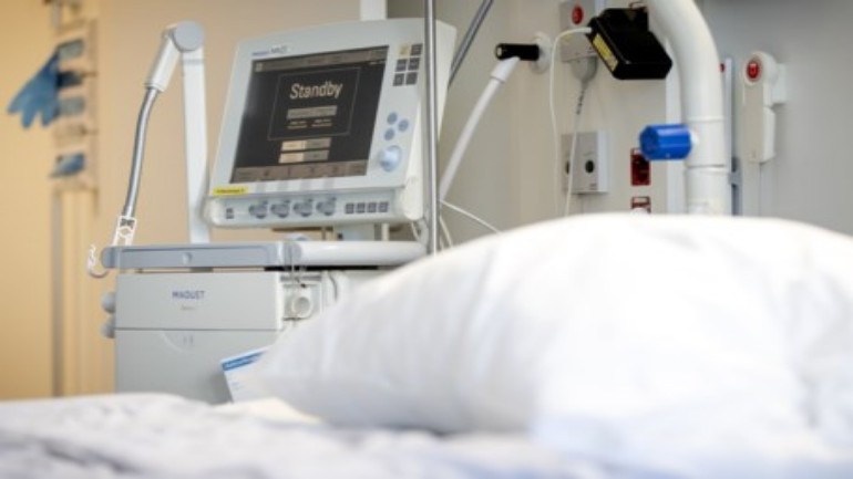 المعهد الصحي يعلن عن إصابة 1224 شخص جديد و وفاة 115 مريض بفيروس كورونا: أصبح العدد 17,851 مصاباً في هولندا