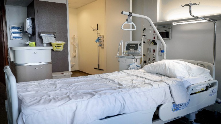 المعهد الصحي يعلن عن إصابة 1335 شخص جديد و وفاة 115 مريض بفيروس كورونا: أصبح العدد 23.097 مصاباً في هولندا
