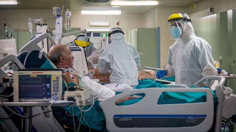 المعهد الصحي يعلن عن إصابة 964 شخص جديد و وفاة 86 مريض بفيروس كورونا: أصبح العدد 26,551 مصاباً في هولندا