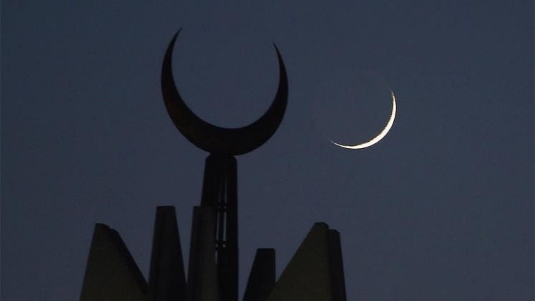 الجمعة هو أول أيام شهر رمضان لدى مجلس الافتاء الأوروبي و مصر ولبنان وتركيا و العراق