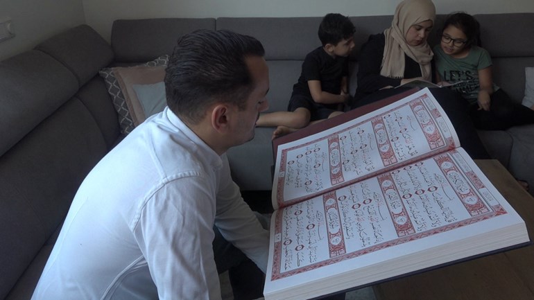 أسرة خضيري من دانهاخ: عادةً ما يجتمع كل أفراد العائلة على الافطار في رمضان لكن هذا غير ممكن الآن