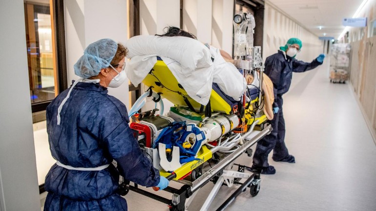 المعهد الصحي يعلن عن إصابة 475 شخص جديد و وفاة 98 مريض بفيروس كورونا: أصبح العدد 39,791 مصاباً في هولندا