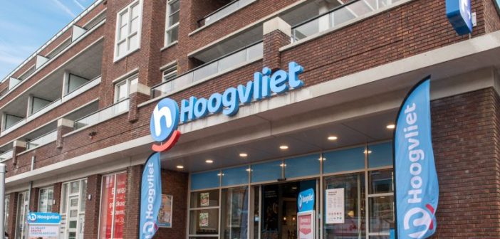 سلسلة متاجر Hoogvliet الهولندية تفرض حظر التسوق على اثنين من الزبائن بسبب العنصرية