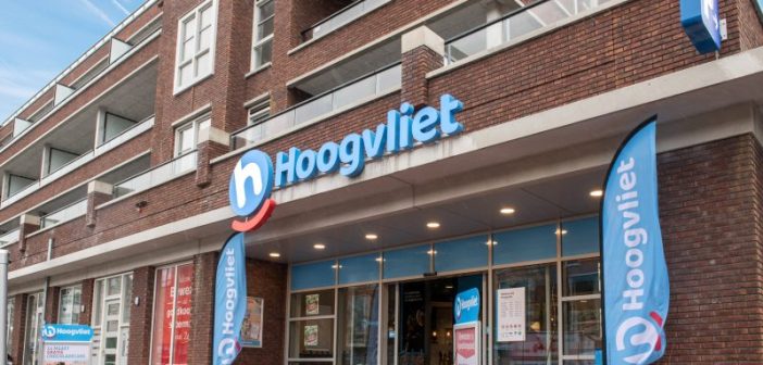 سلسلة متاجر Hoogvliet الهولندية تفرض حظر التسوق على اثنين من الزبائن بسبب العنصرية