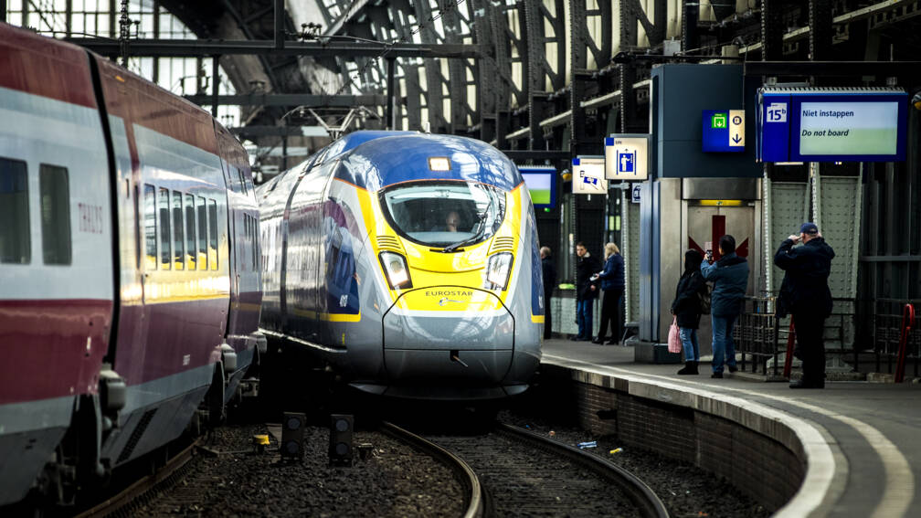 اعتباراً من 26 أكتوبر سيكون هناك خط قطار مباشر بين Amsterdam و London