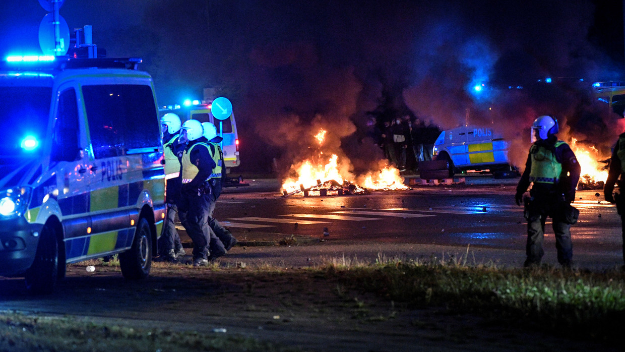 أعمال شغب في Malmö في السويد بعد حرق المصحف في الساحة