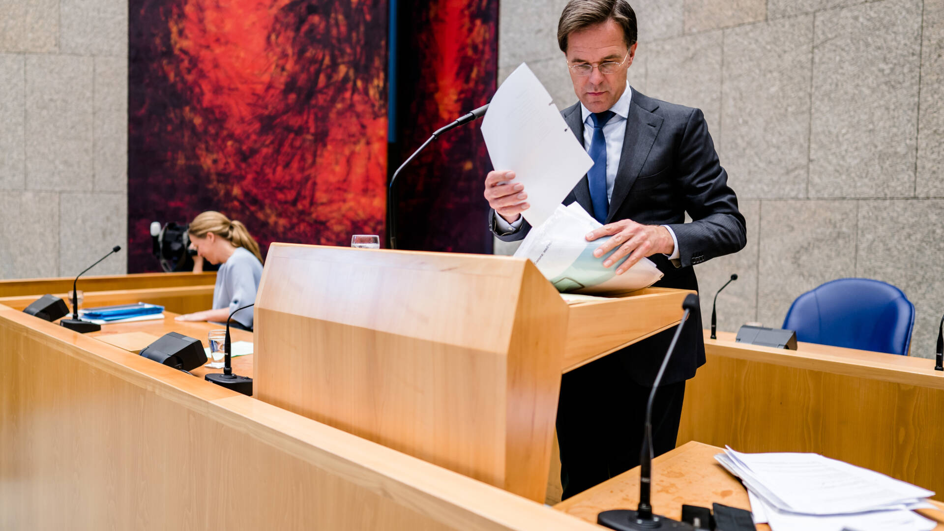 Rutte: يجب على صاحب العمل بذل الجهد لمساعدة الموظف في العثور على وظيفة جديدة