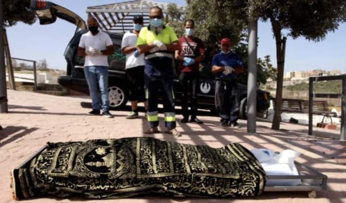 غرق زوجان سوريان بعد أن قام المهرب برميهما في البحر