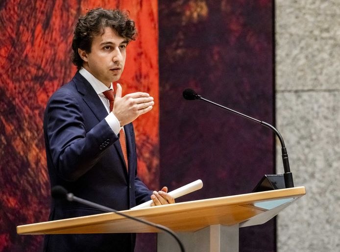 حزب GroenLinks: سيمُنح كل الشباب في هولندا 10,000 يورو في عيد ميلادهم الثامن عشر