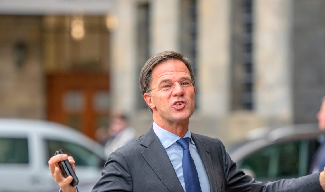 رئيس الوزراء Rutte بعد كارثة الجمعة السوداء: خطط لتثبيط التسوق في عيد الميلاد
