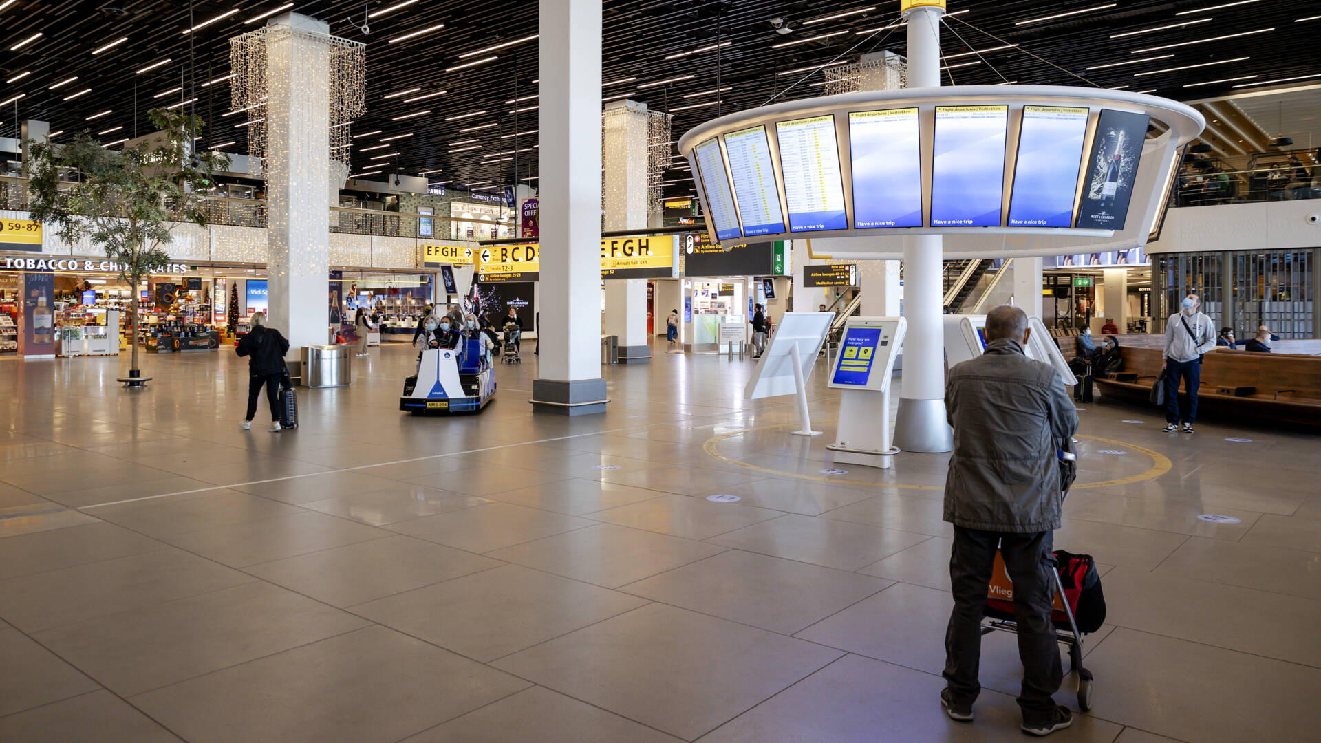 العمل في مطار Schiphol ليس آمناً بسبب المنافسة الشديدة