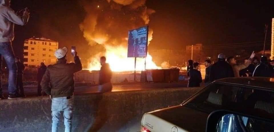 حرائق في مخيم للاجئين السوريين بلبنان