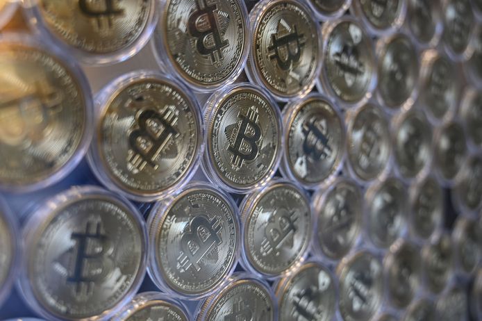 قيمة البيتكوين تسجل قيمة أعلى: فوق 30 ألف دولار لأول مرة، فما هو مستقبلها؟