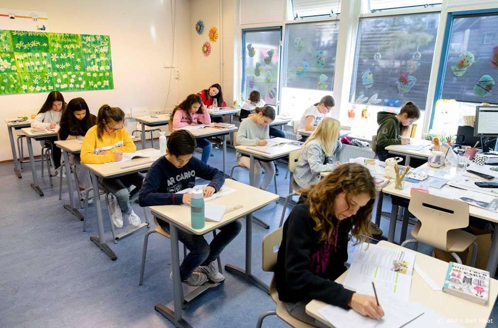 التعليم: يجب أن يستمر الاختبار النهائي للمدرسة الابتدائية الهولندية