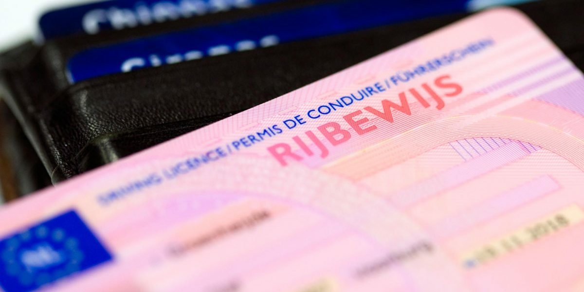 لا توجد اختبارات نظرية وعملية لقيادة السيارات حتى 3 مارس