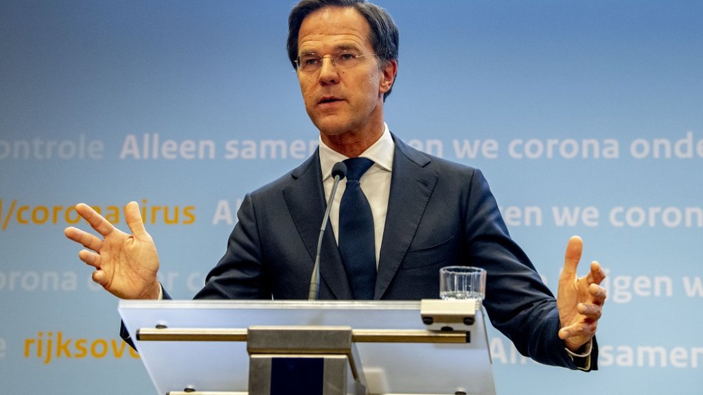 مؤتمراً صحفياً يجيب Rutte فيه على أسئلة حول كورونا من Jeugdjournaalkijkers