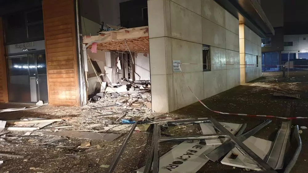 انفجار في مبنى تجاري في Osdorp في هولندا