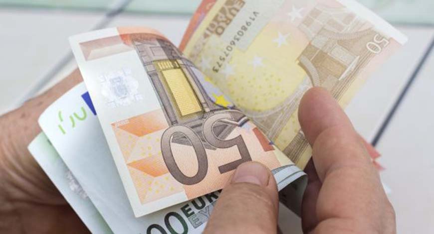 الغرفة تمحو "غرامة التسوق" في المساعدة