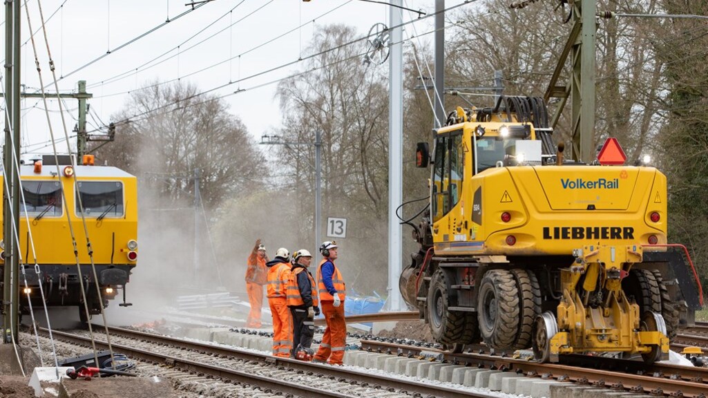 تعرض الأشخاص الذين يعملون على مسار القطار في هولندا لتركيزات مفرطة من غبار الكوارتز المسببة للسرطان لمدة عشر سنوات على الأقل تقارير Zembla ذلك.
