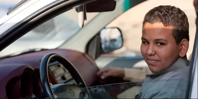 زيادة عدد الغرامات المفروضة على الشباب !!