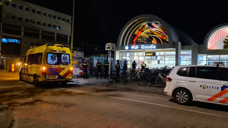 حادث طعن في محطة NS في Stationsplein 