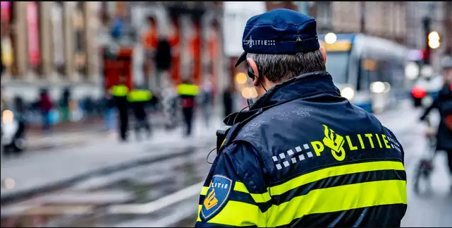 شجار كبير وإعتقالات في مدينة أمستردام !!