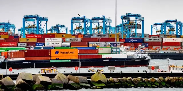ثاني أكبر صيد للكوكايين في ميناء روتردام خلال أسبوع