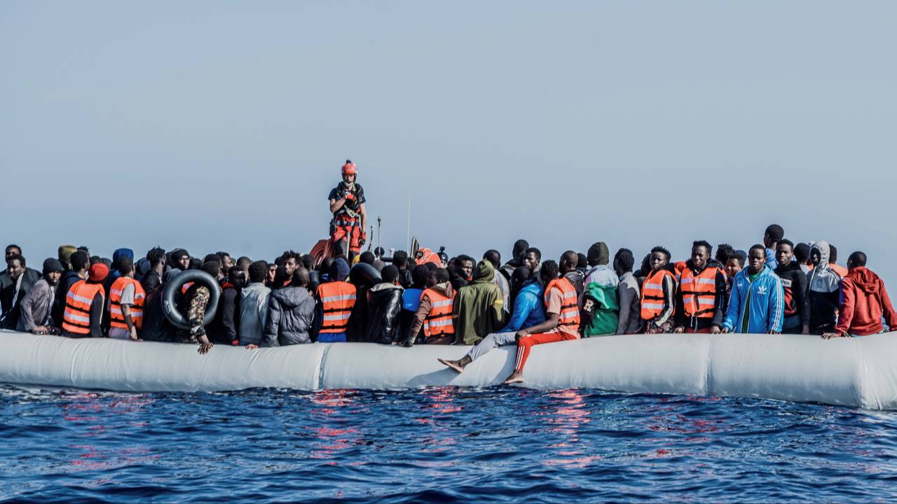 الصليب الأحمر: تضاعف عدد المهاجرين الذين قتلوا في البحر بشكل كبير