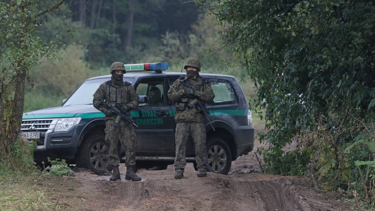 العثور على جثث مهاجرين في منطقة الحدود بين بولندا وبيلاروسيا