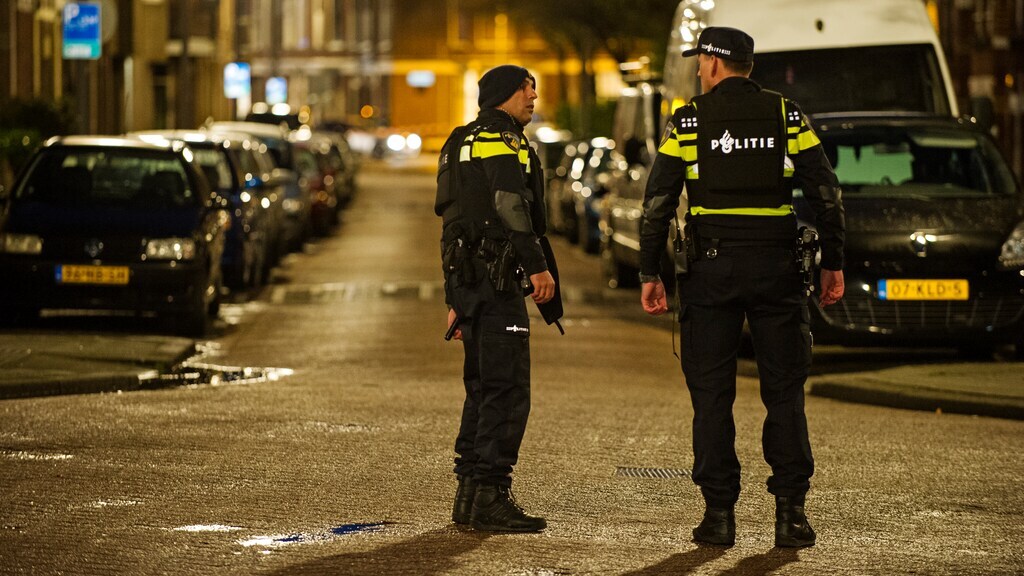 تسع شباب هولنديين يخططون لهجوم إرهابي في أيندهوفن