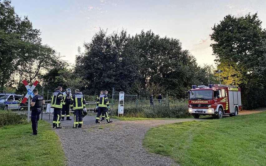 أرادت امرأة إنقاذ كلبها وانتهى بها الأمر تحت قطار أريفا