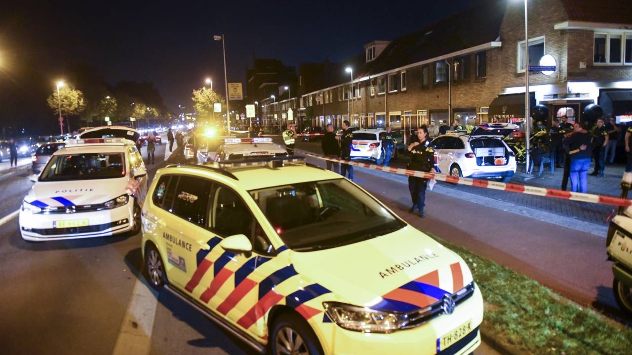 اعتقل رجل بتهمة إطلاق النار المميت في مقهى أوتريخت، وعدة حوادث أخرى