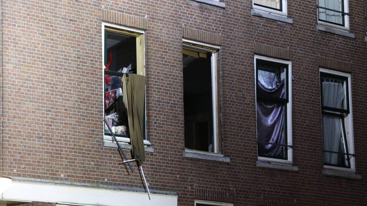 دمار بعد انفجار في روتردام وعمليات إجلاء وجرحى