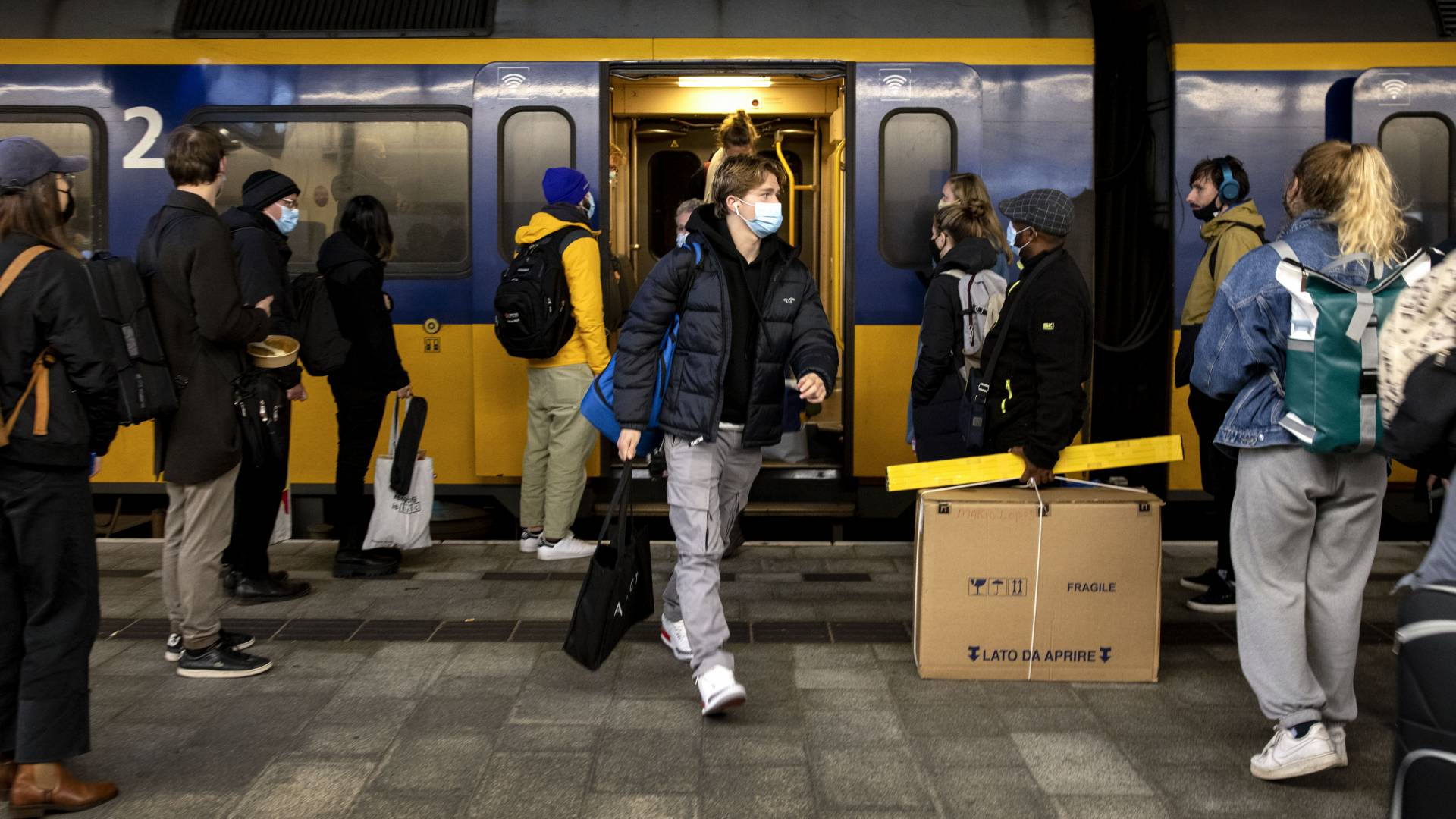 تشغيل عدد أقل من القطارات في هولندا، ويُنصح المسافرون بمراقبة مخطط السفر