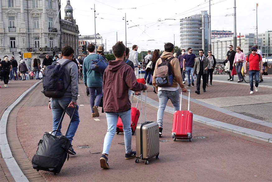 تراجع عدد السياح الأجانب في الفنادق الهولندية بنسبة كبيرة