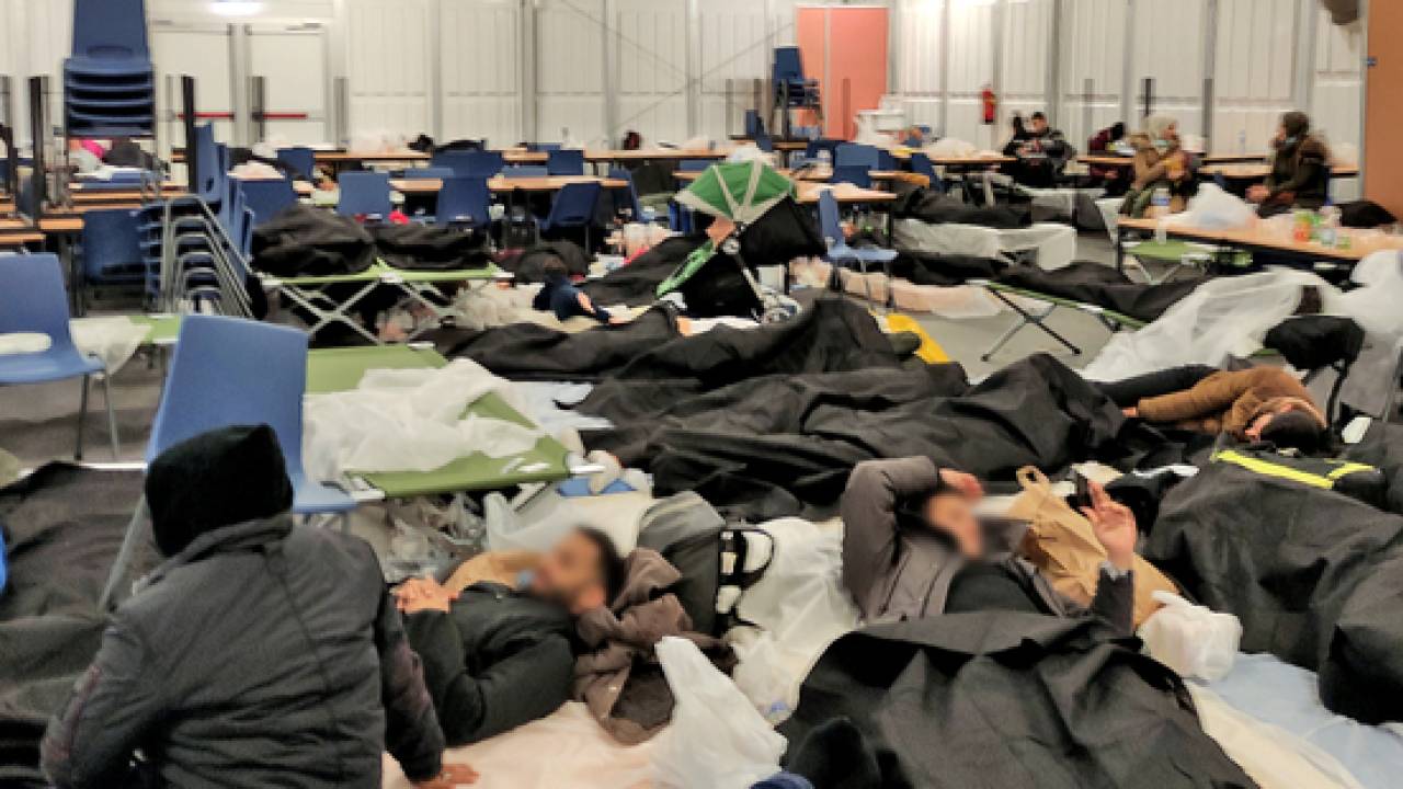 مائة ألف يورو غرامة على الوكالة المركزية لاستقبال طالبي اللجوء، كيف يؤثر ذلك على اللاجئين؟
